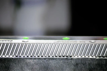 1500*3000mm 500w Racuys Or Ipg Fiber Laser Cutting Machine 1500*3000mm 500w Racuys o tagliatrice laser a fibra Ipg