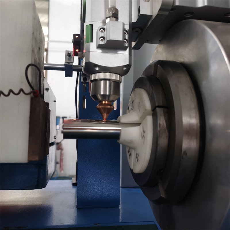 1530 Macchina da taglio laser in fibra di lamiera cnc