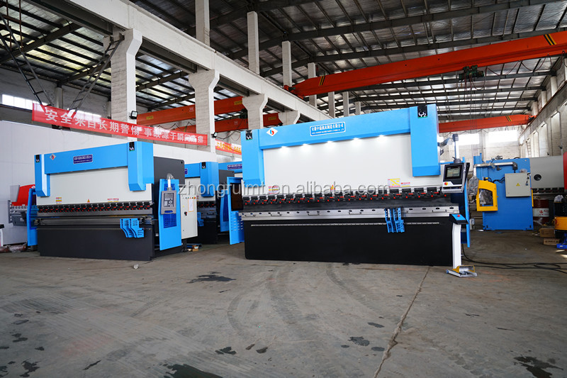 200t 300t Standard Industrial Press Brake Cnc Hydraulic Press Brake Machine 200t 300t Pressa piegatrice industriale standard CNC Pressa piegatrice idraulica
