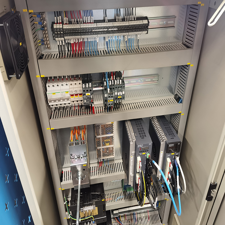 300t/4000 Hydraulic Press Brake Machine Pressa idraulica da 300 t/4000