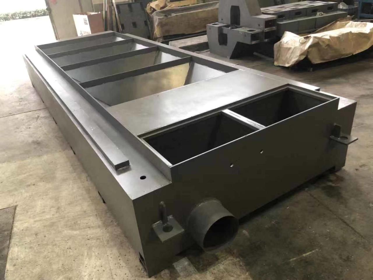 3015 4015 1kw To 6kw Cnc Fiber Laser Cutting Machine Raycus Laser Power Potenza del laser di Raycus della tagliatrice del laser della fibra di CNC di 3015 4015 1kw a 6kw