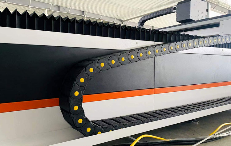 3015 Fiber Laser Cutting Machine For High-Speed Cutting Of 1-6mm Metal Materials Macchina da taglio laser a fibra 3015 per il taglio ad alta velocità di materiali metallici da 1 a 6 mm