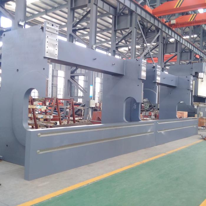 4 Axis Cnc Tandem Press Brake With Delem Da58t 2d Graphical Controller Pressa piegatrice tandem CNC a 4 assi con controller grafico 2D Delem Da58t