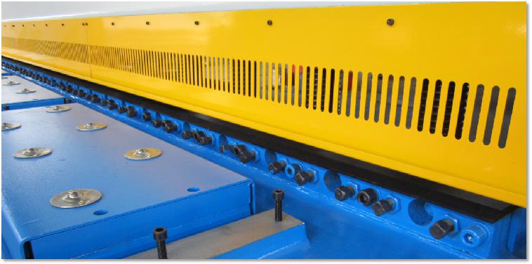 4mm Oem Qc11y-8x3200 Nc Hydraulic Guillotine Guillotine Shearing Machine cesoia a ghigliottina idraulica a ghigliottina da 4 mm OEM Qc11y-8x3200 NC