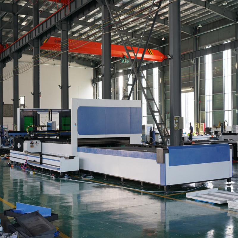 taglierina laser della lamiera sottile della tagliatrice del laser della fibra di 500W 1500W 4Kw 2000Watt 3kw