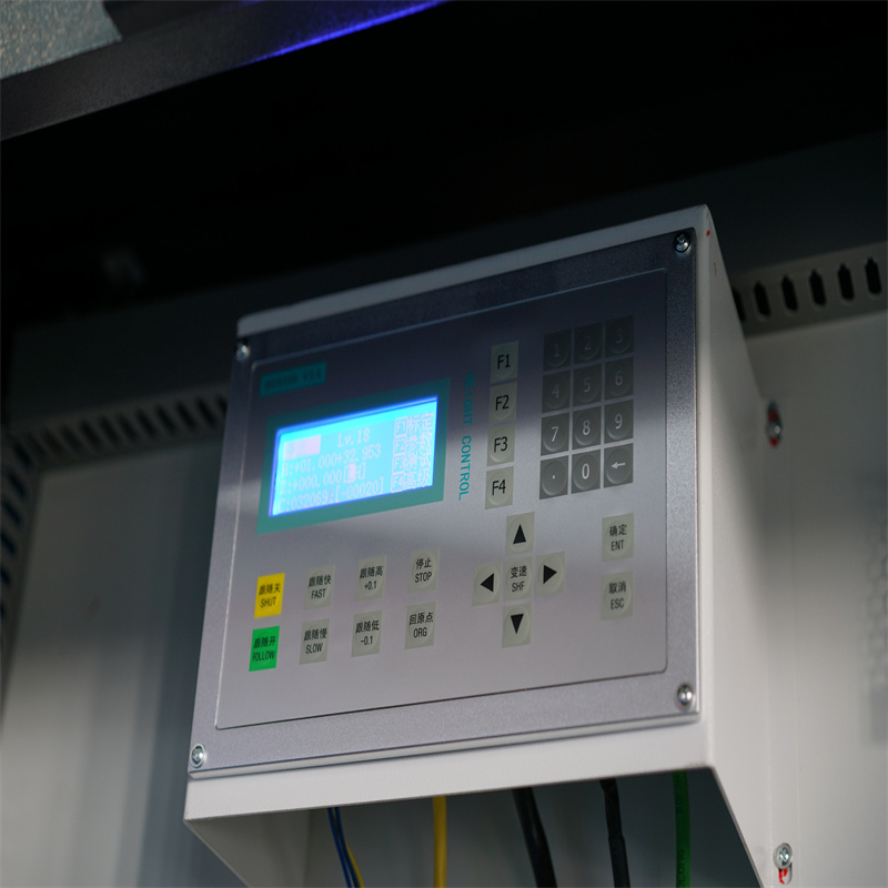 Prezzo della lamiera di CNC della tagliatrice del laser della fibra del metallo dell'acciaio 5mm