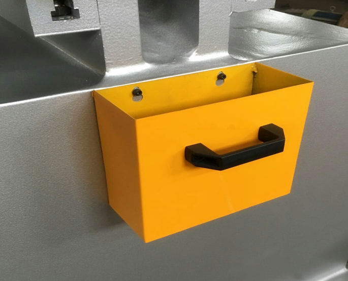 60t Q35-16 Hydraulic Ironworker Shearing Punching Bending And Notching Machine 60t Q35-16 siderurgico idraulico cesoia punzonatrice piegatrice e intagliatrice