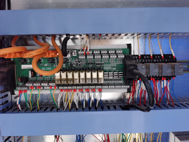 8mm 10mm Carbon Steel Laser Cutter 1530 4020 Cnc Fiber Laser Cutting Machine Taglierina laser in acciaio al carbonio da 8 mm 10 mm 1530 4020 Macchina da taglio laser in fibra di CNC