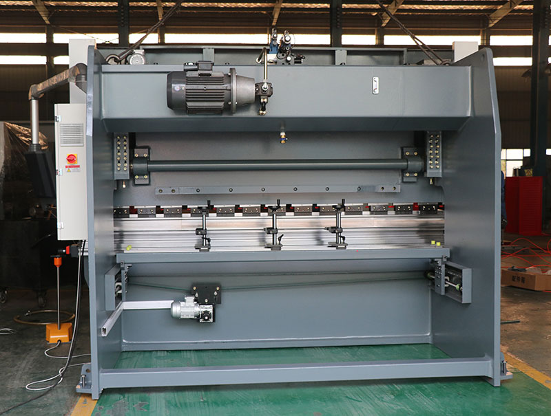 Pressa piegatrice per metalli Wc-63t3200 Pressa piegatrice idraulica CNC per lamiera