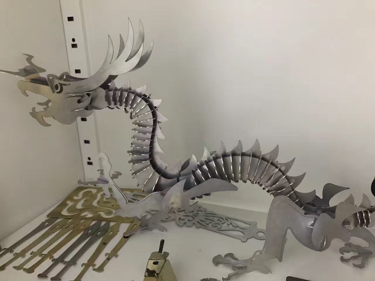 Cnc Fiber Laser Metal Cutting Machine 2000w Fiber Laser Cutting Machine Macchina per il taglio dei metalli con laser in fibra CNC Macchina per il taglio del laser in fibra 2000w