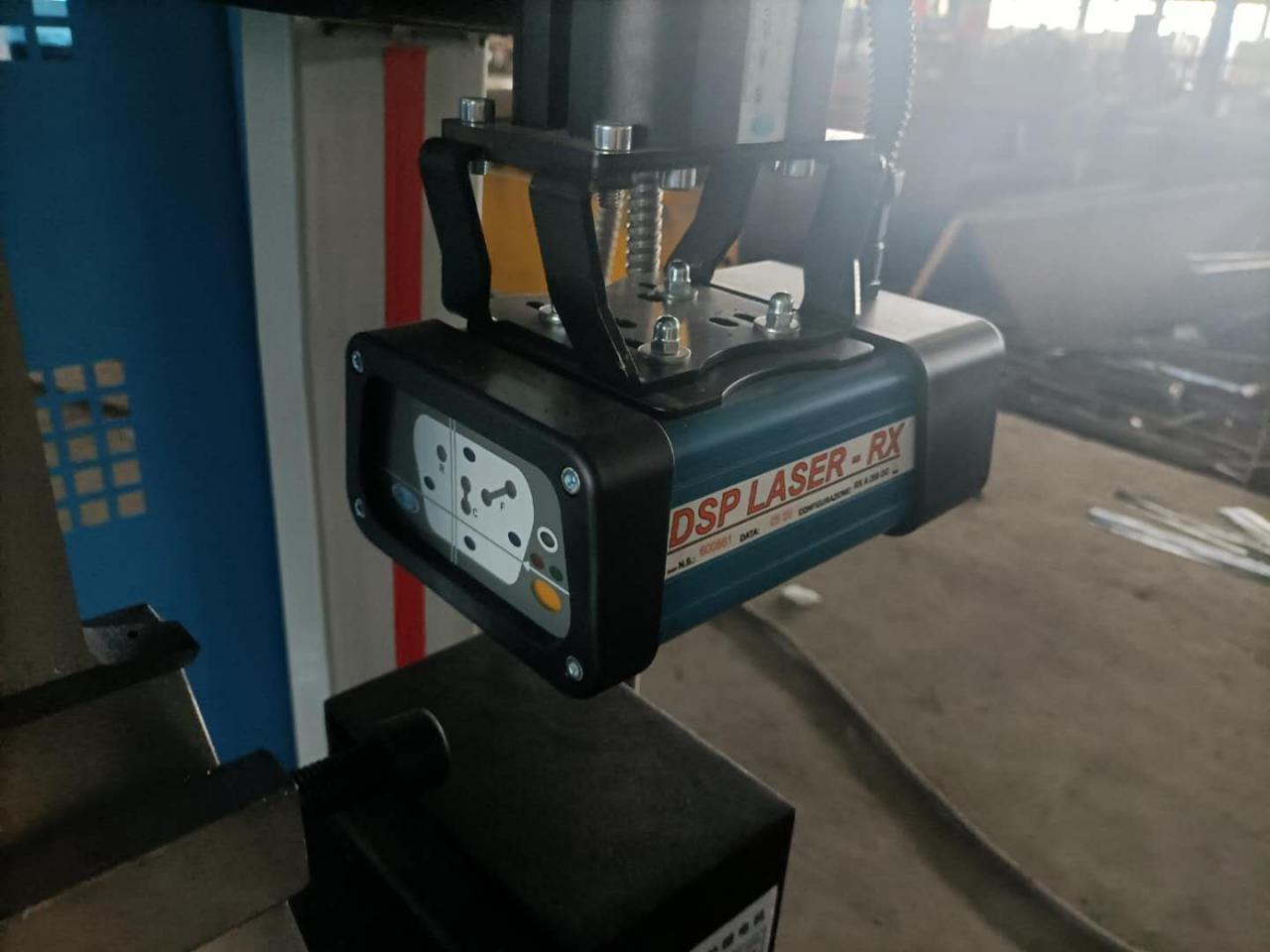 Cnc Hydraulic Press Brake Machine Bending Servo Electric Press Brake 40T Pressa piegatrice idraulica CNC Pressa piegatrice servo elettrica 40T