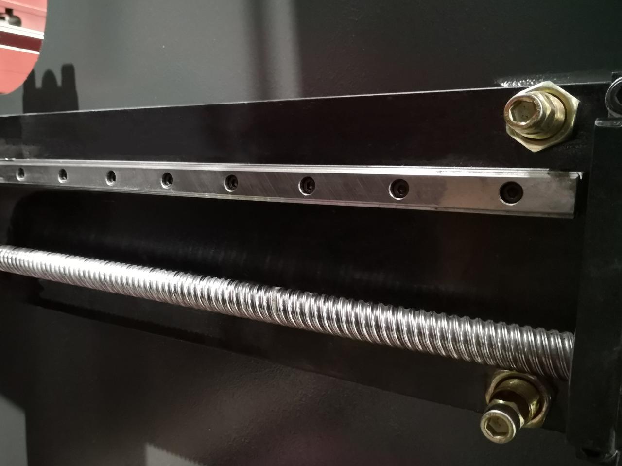 Delem Da66t 125 3+1 4+1 6+1 8+1 Cnc Hydraulic Press Brake For Metal Plate Bending Delem Da66t 125 3+1 4+1 6+1 8+1 Cnc pressa piegatrice idraulica per piegatura lamiera