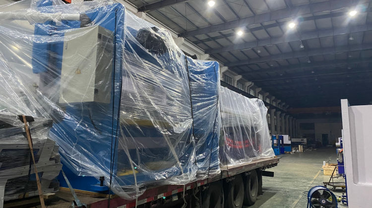 Tagliatrice laser economica in fibra di lamiera cnc con piano di lavoro singolo doppio