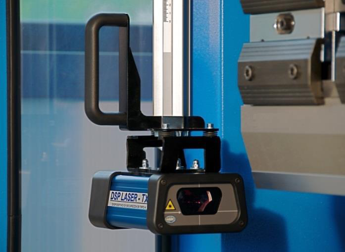 Piegatrice per lamiera completamente automatica ad alta potenza e pressa piegatrice CNC