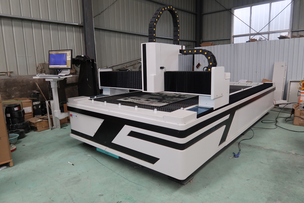 High Precision Fiber Laser Cutting Metal Stainless Steel Carbon 2000w Taglio laser in fibra di alta precisione Metallo Acciaio inossidabile Carbonio 2000w