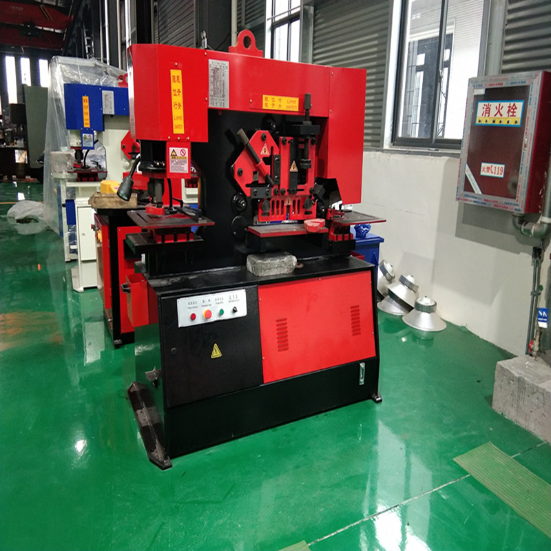 Q35y Series Hydraulic Ironworker Shearing And Punching Machine Cesoia e punzonatrice idraulica per siderurgia serie Q35y