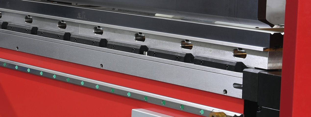 Steel Sheet Aluminum Bending Hydraulic Press Brake Machine Macchina per piegare la pressa idraulica in lamiera di acciaio