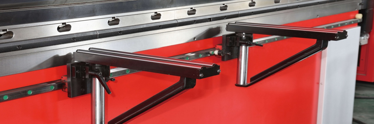 Steel Sheet Aluminum Bending Hydraulic Press Brake Machine Macchina per piegare la pressa idraulica in lamiera di acciaio