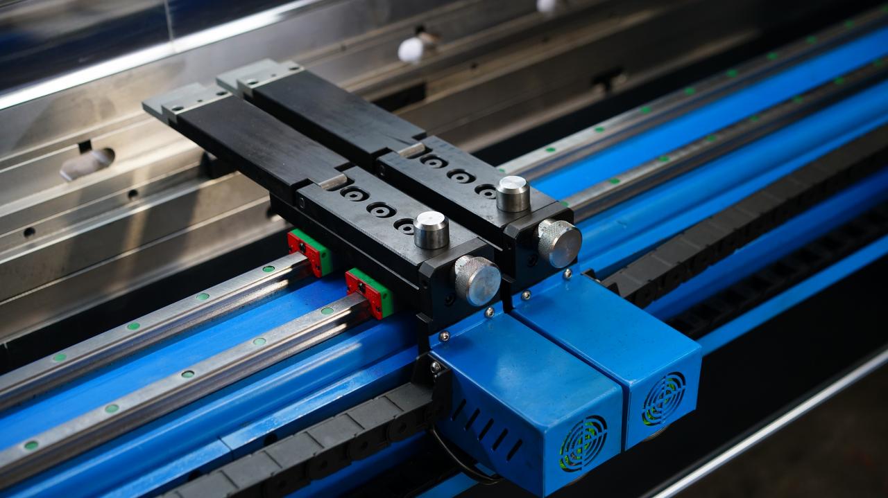 Wc67k-400T Cnc Plc piegatrice manuale della lamiera piegatrice idraulica della pressa di Nc