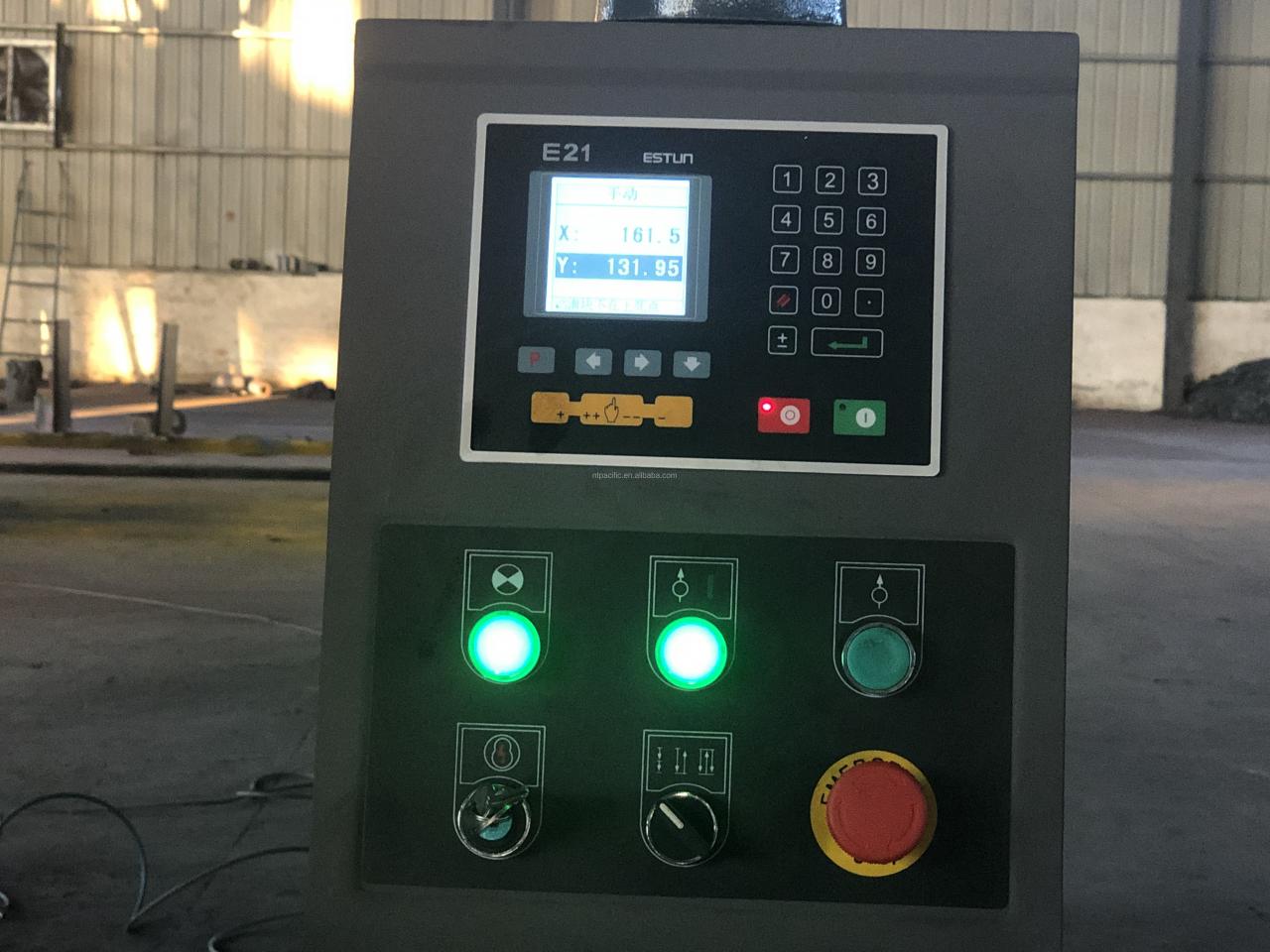 Wc67k Cnc Aluminum Iron Plate Hydraulic Press Brake Cnc Metal Sheet Bending Machine Macchina piegatubi della lamiera sottile di CNC del freno della pressa idraulica della piastra del ferro di alluminio di CNC di Wc67k