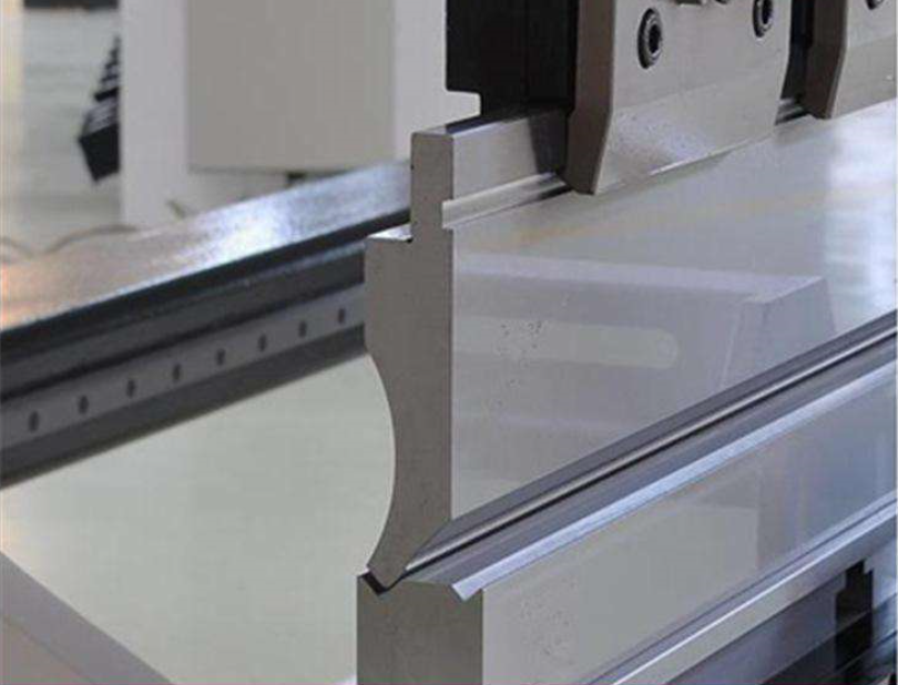 Prezzo Wc67yk 80 100 160 200 tonnellate 3200mm E21 Nc del freno della pressa idraulica dell'olio della lamiera sottile