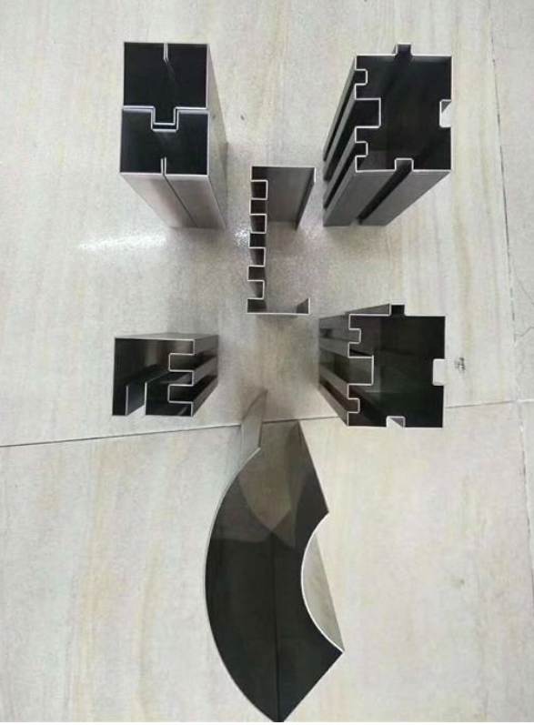 Wc67yk 80 100 160 200 Ton 3200mm E21 Nc Sheet Metal Oil Hydraulic Press Brake Price Prezzo Wc67yk 80 100 160 200 tonnellate 3200mm E21 Nc del freno della pressa idraulica dell'olio della lamiera sottile